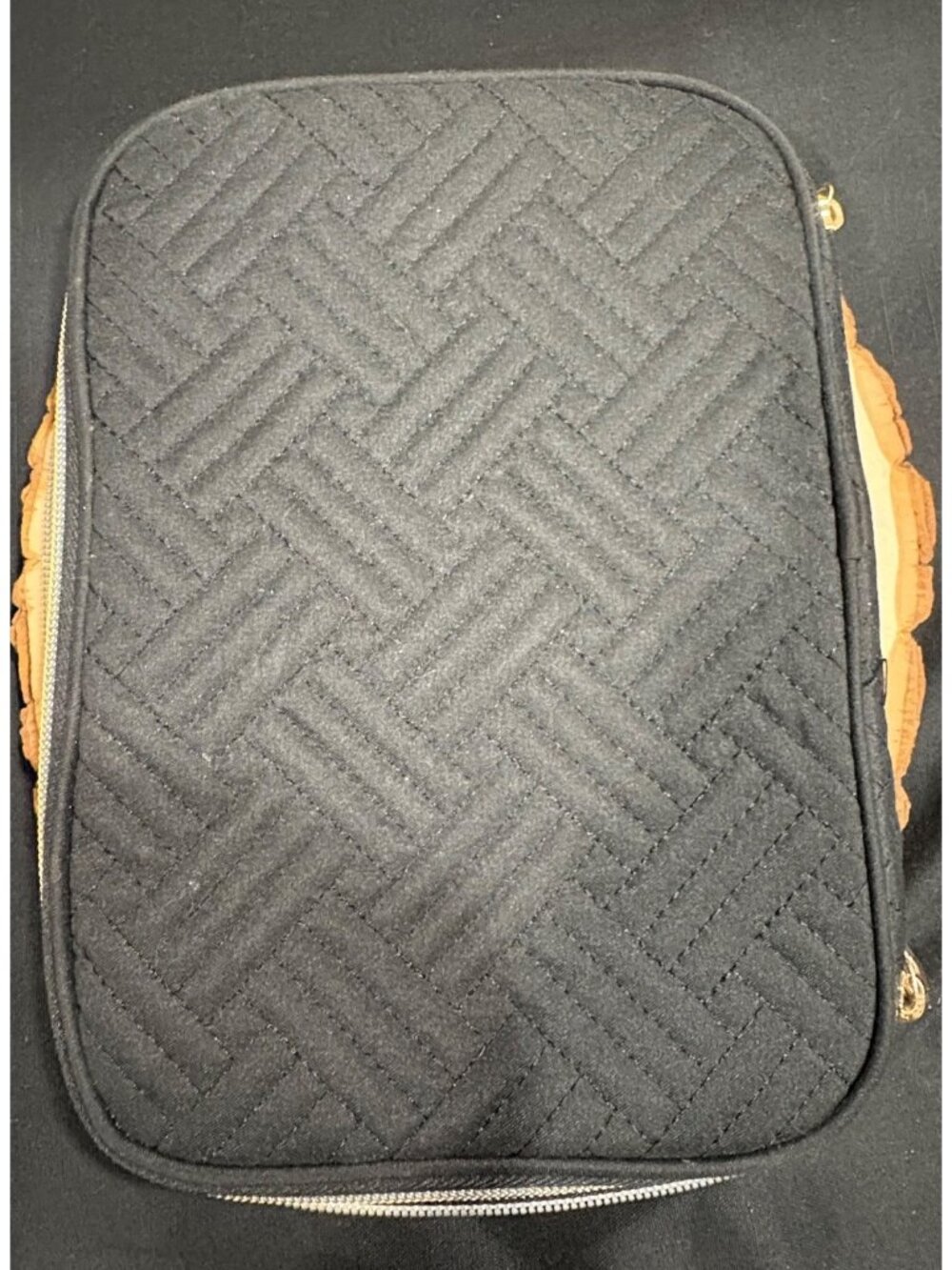Bagsmart Quilted Black Travel Pouch Phone Cords or Makeup Brush Holder - Picture 6 of 9
